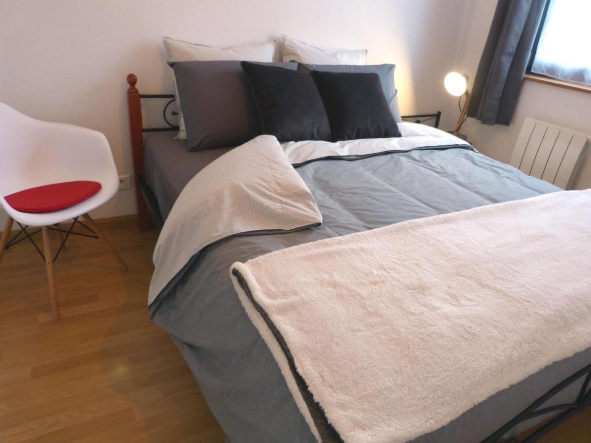 Le 99B Modern Apartment Queen Size Bed Connected Tv Hallennes-lez-Haubourdin Exterior photo